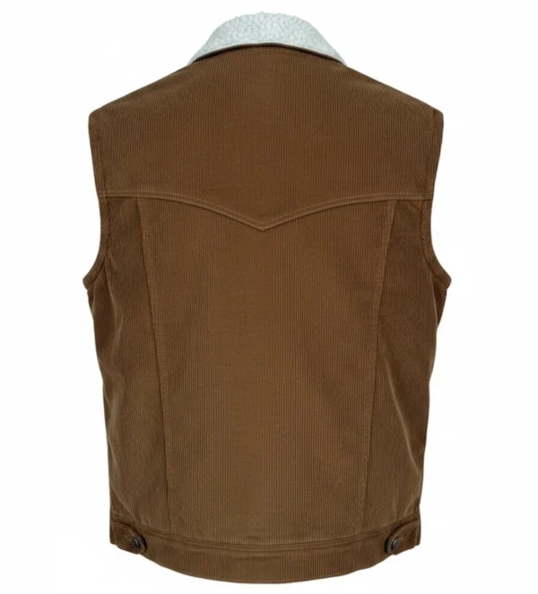 chaleco vaquero para hombre color oro viejo, tela pana con forro de borrega sintética, vista de espalda