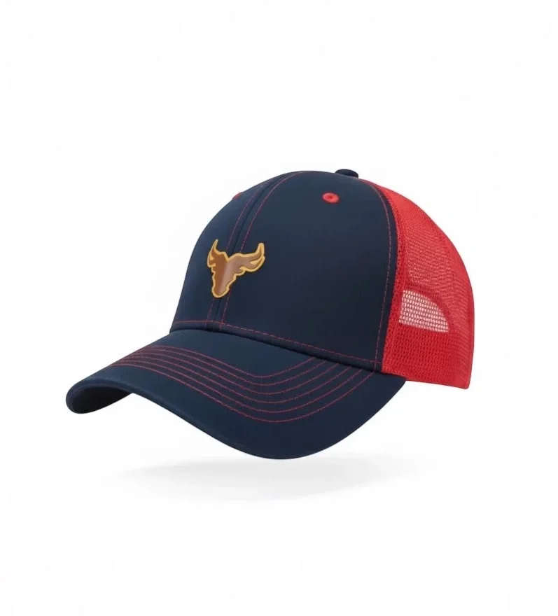 gorra en color azul marino con rojo y bordado de la marca Tret