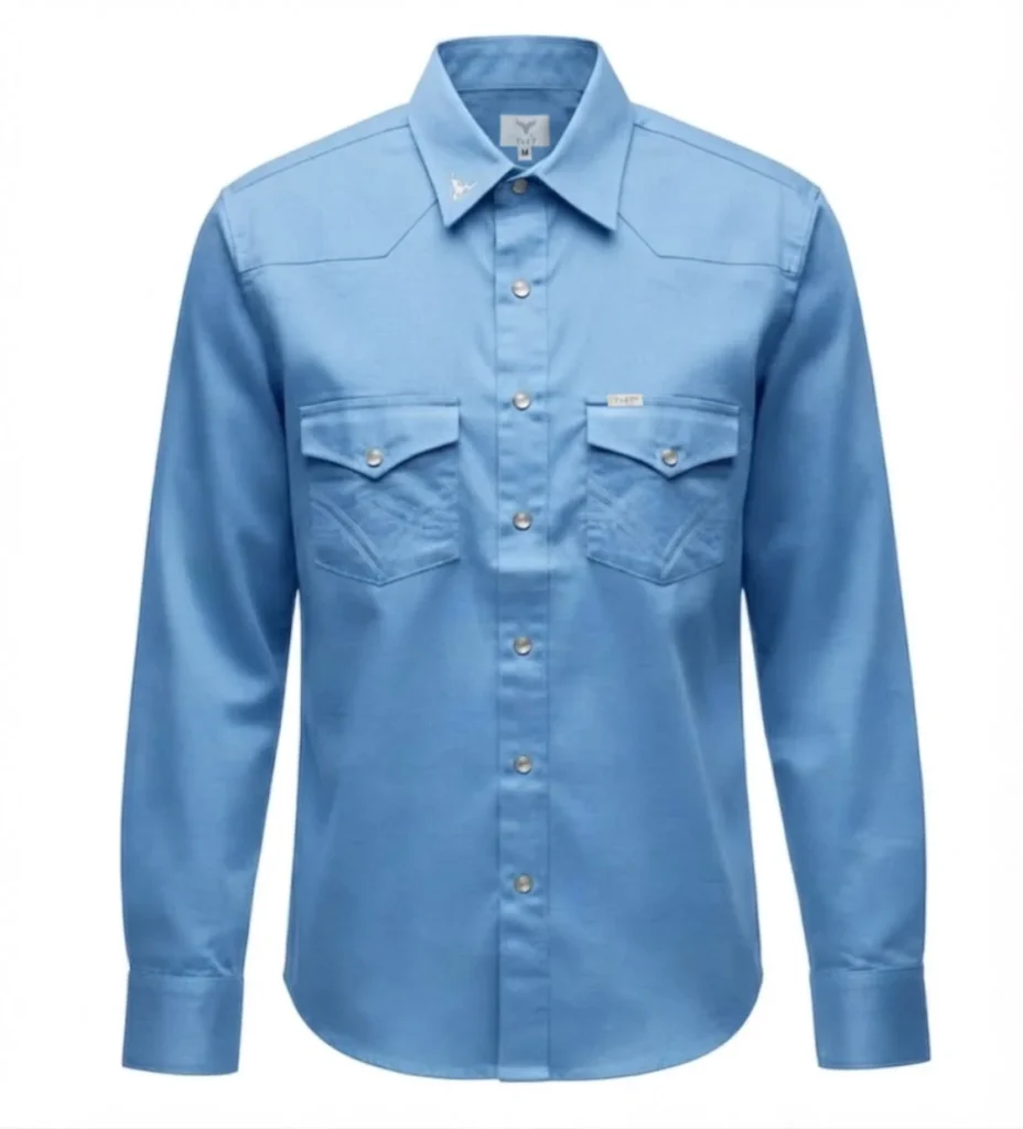 camisa color azul cielo , manga larga corte vaquero